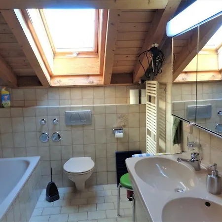 Haus Fellner**** *